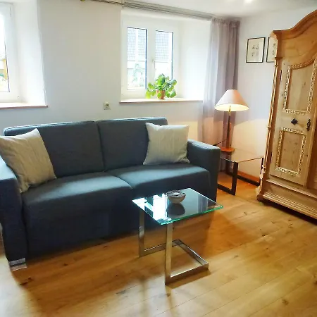 Rosa Apartment